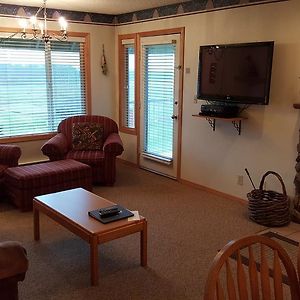 One-Bedroom Apartment Non Pet Friendly